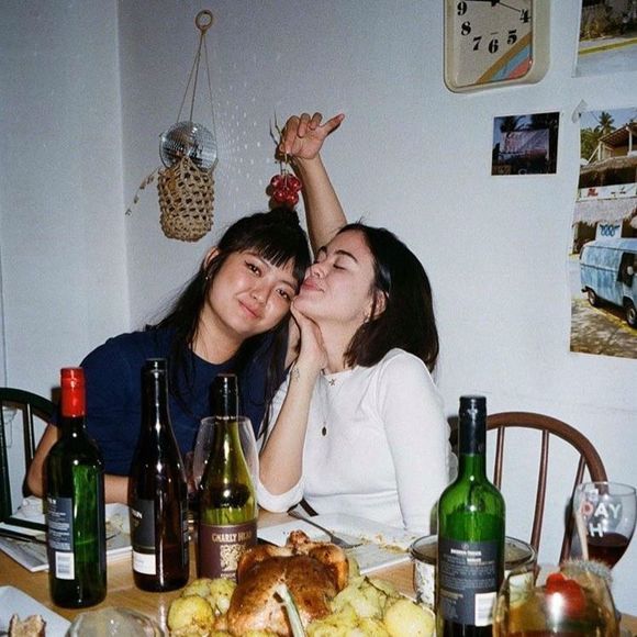 Meet your Posher, Quinn - Picture 1 of 1